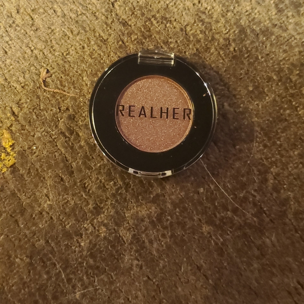 Realher eyeshadow